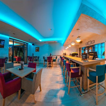 Motel Felikitas Laktaši Kültér fotó