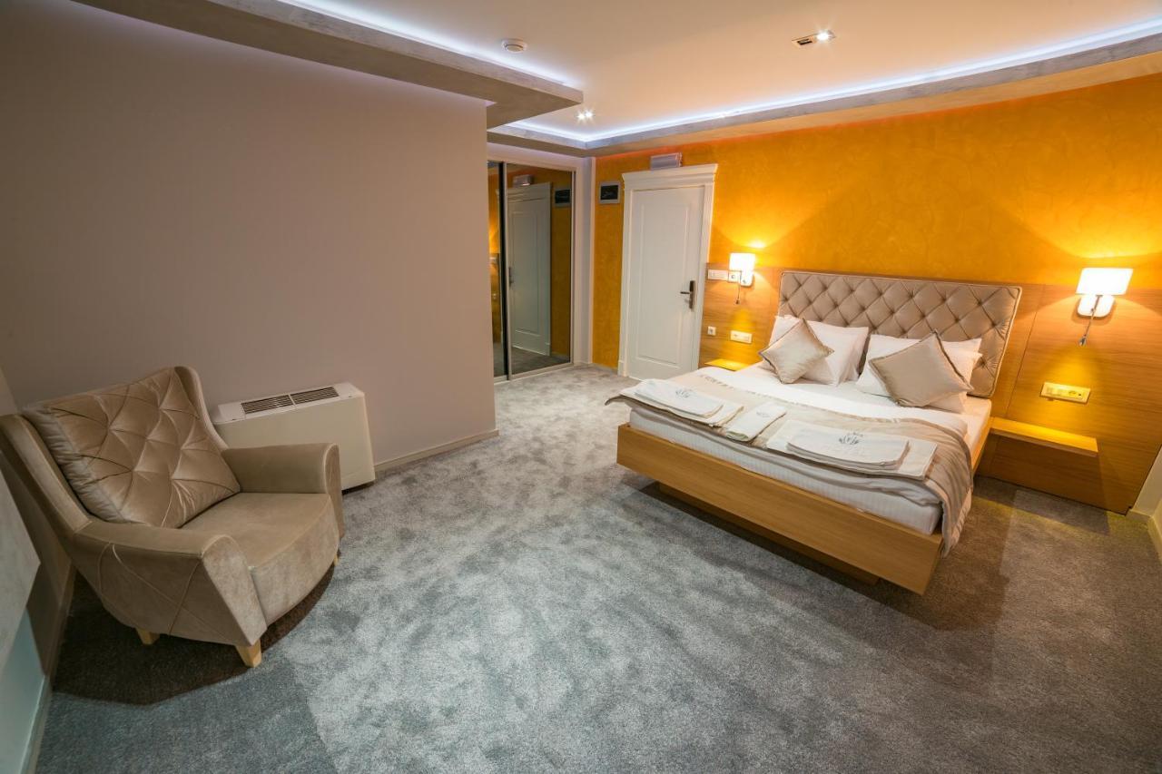 Motel Felikitas Laktaši Kültér fotó
