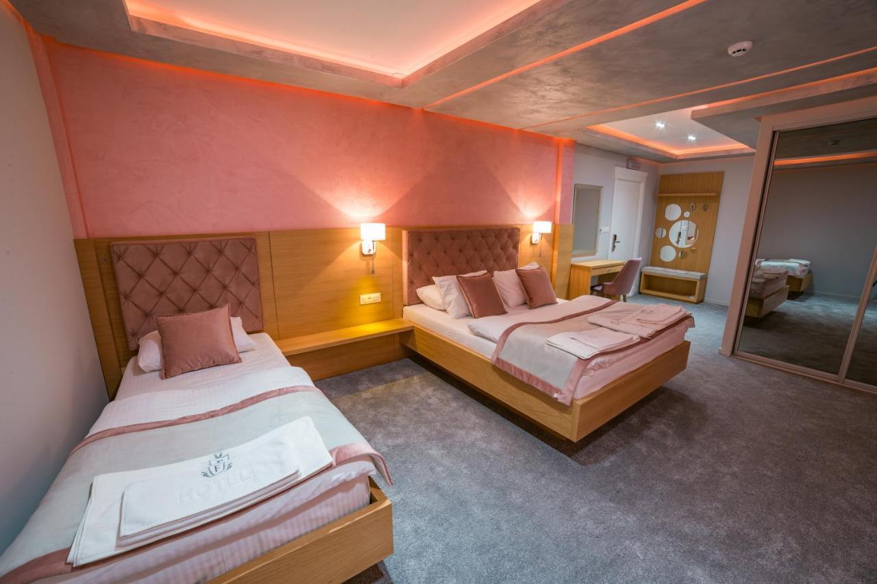 Motel Felikitas Laktaši Kültér fotó