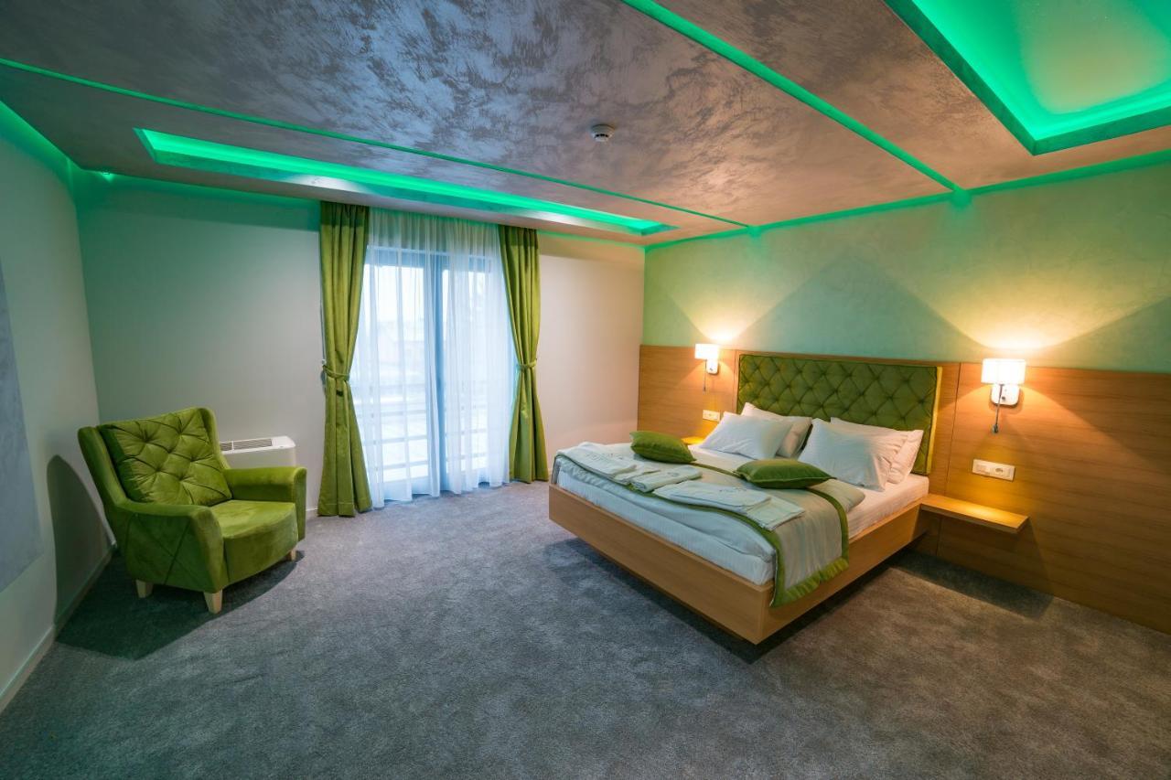 Motel Felikitas Laktaši Kültér fotó