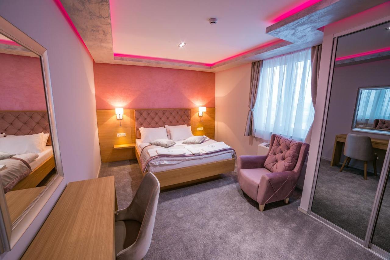 Motel Felikitas Laktaši Kültér fotó